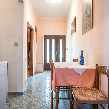Apartment Tezak Kukci Exterior photo